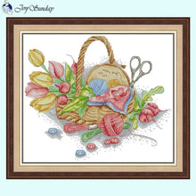 Load image into Gallery viewer, Flowers and Sewing Accessories Patterns 14CT
