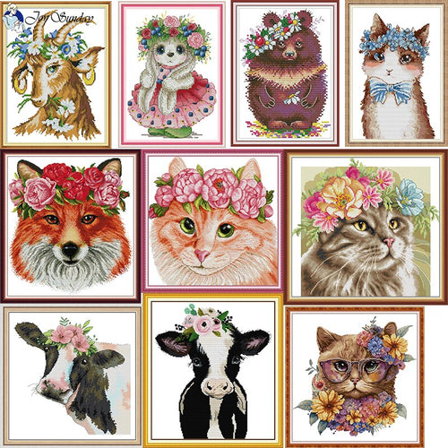 Animals Wearing Wreaths - AIMDIY