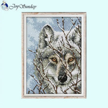 Load image into Gallery viewer, Wolf Animal Patterns Cross Stitch Kit - AIMDIY
